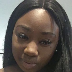 Meet your Posher, Jhelisa